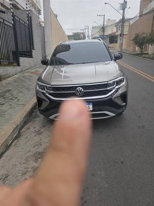 VOLKSWAGEN TAOS 1.4 250 TSI TOTAL FLEX HIGHLINE AUTOMÁTICO
